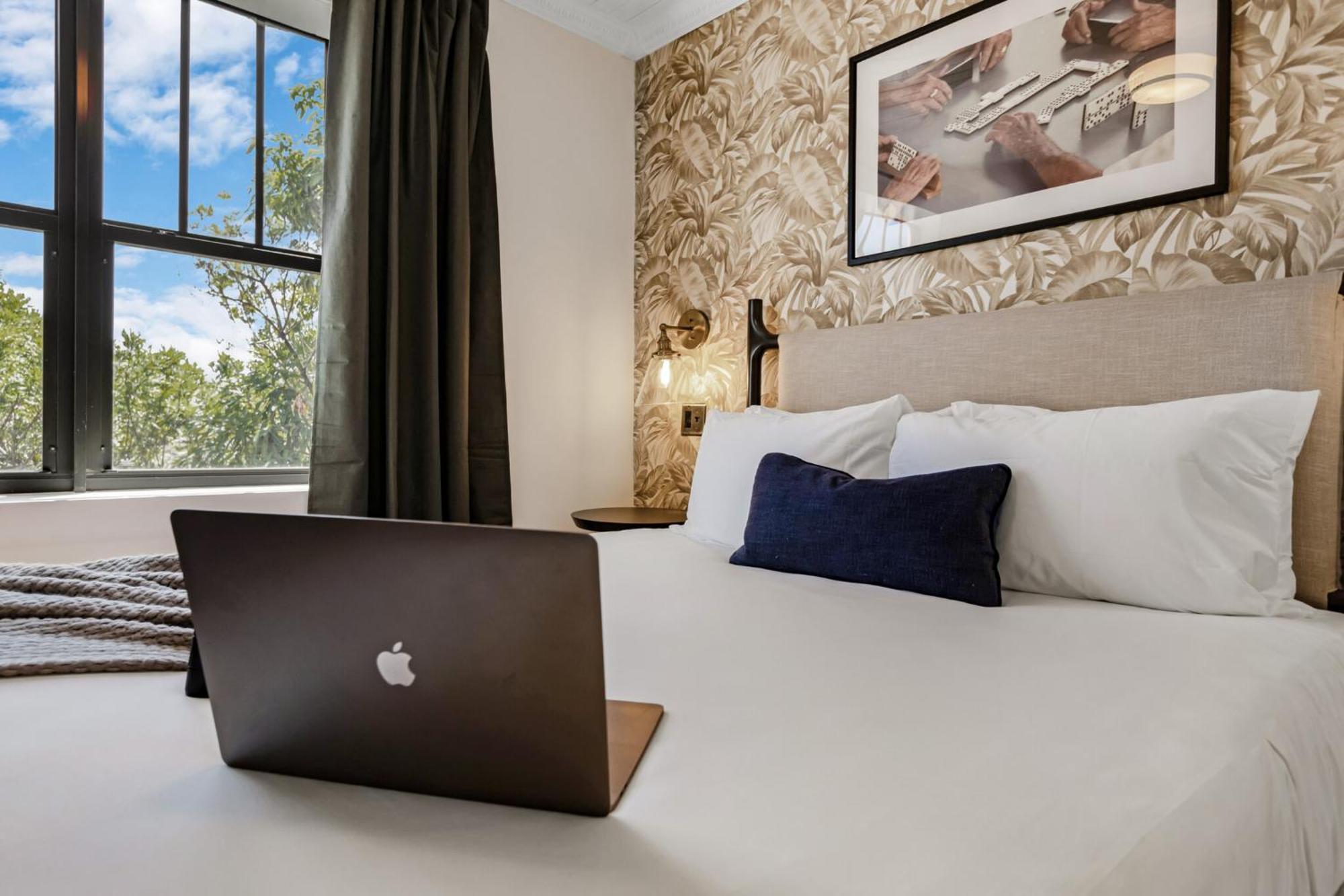 Roami At Tower Hotel - Calle Ocho Miami Luaran gambar